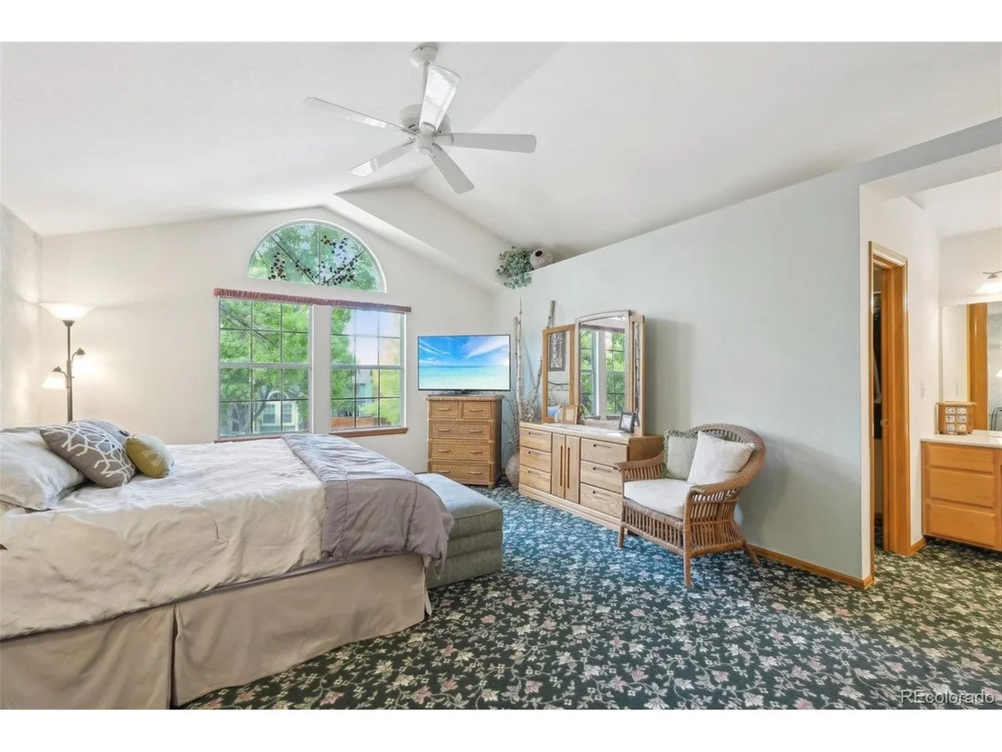 Photo of 6726 W 97th Cir