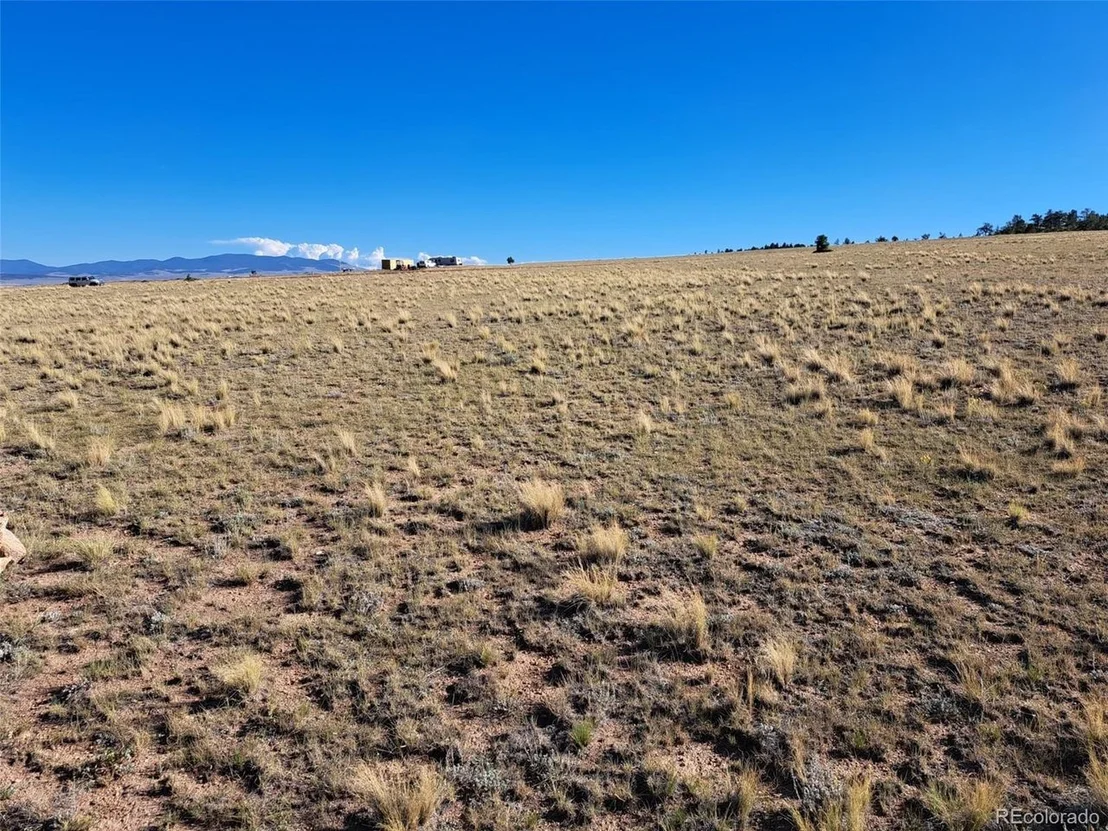 Photo of 475 Summit Rd