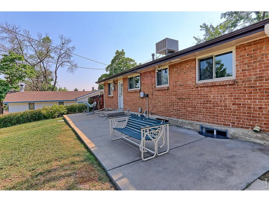 Photo of 7136 Otis St