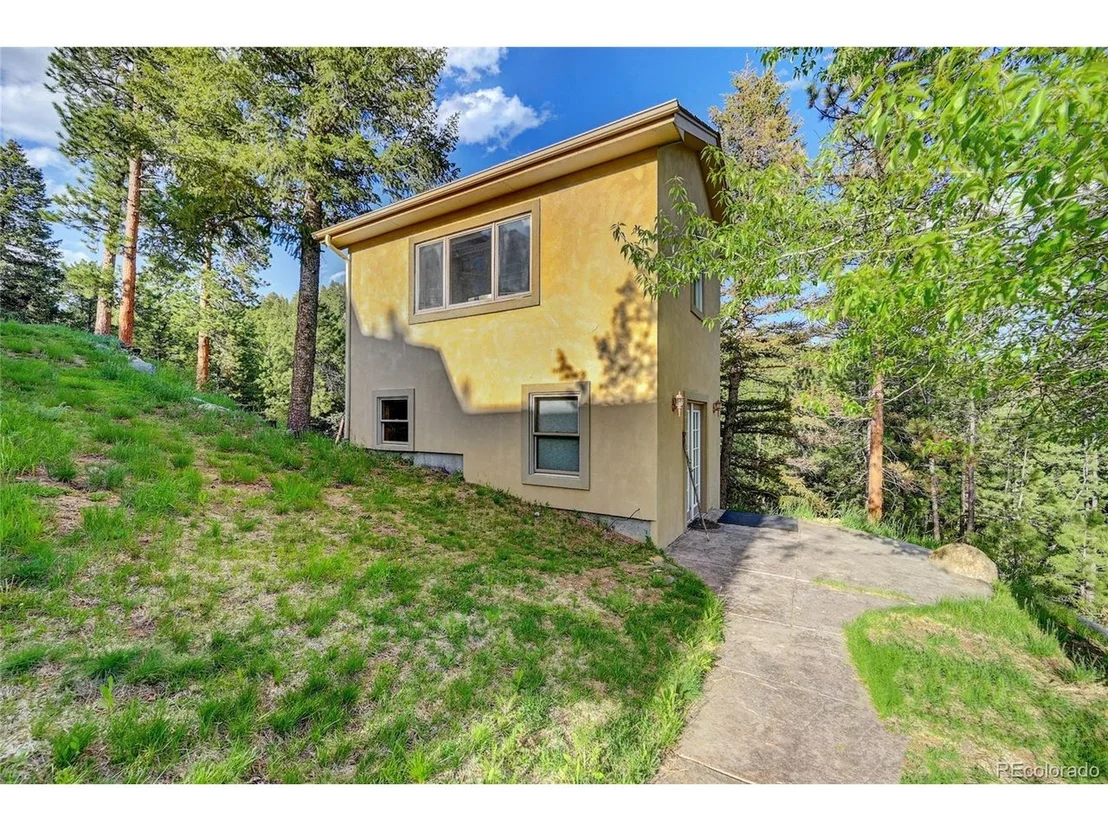 Photo of 3886 Spring Valley Trl