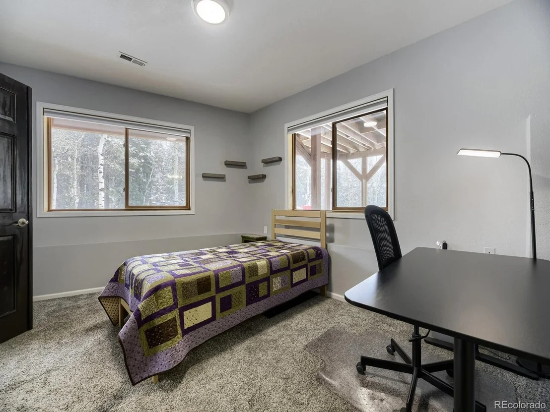 Photo of 10622 Conifer Mountain Rd