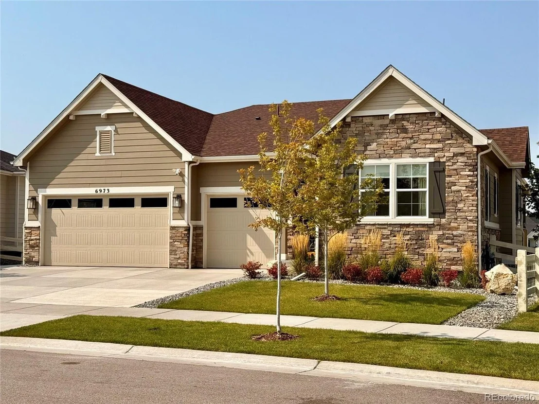 Photo of 6973 S Waterloo Way