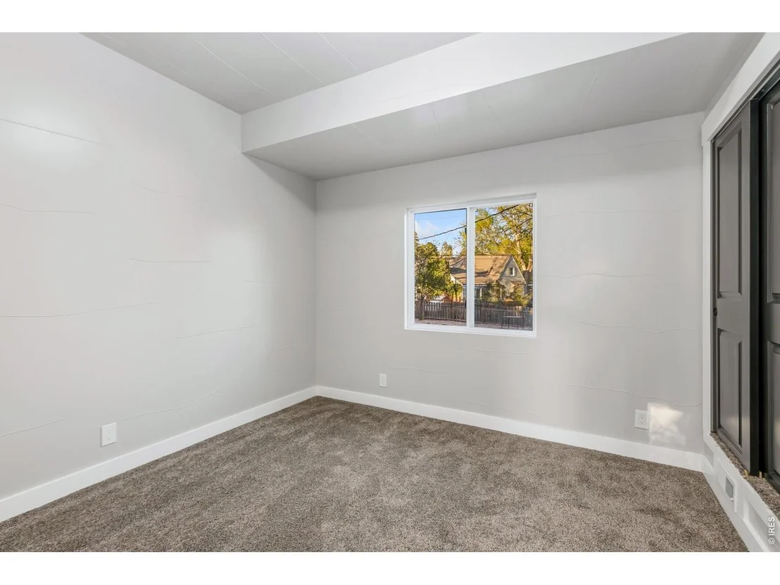 Photo of 1950 Montview Dr