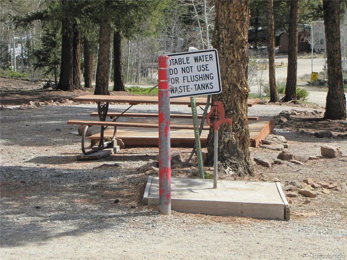 Photo of 594 Lantern Loop