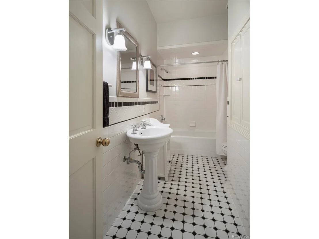 Photo of 502 Highland Ave