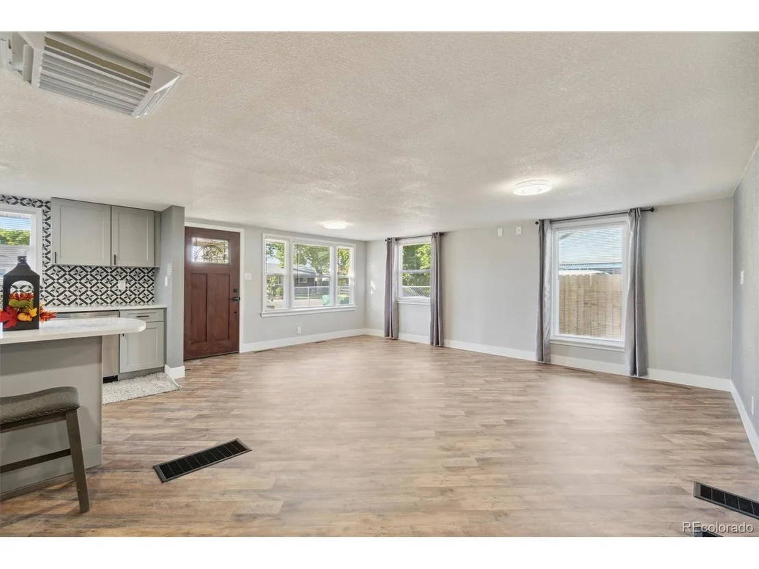 Photo of 1133 Walnut St