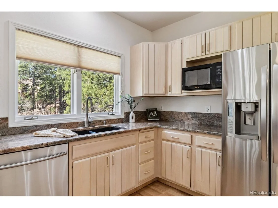 Photo of 1653 Gore Dr