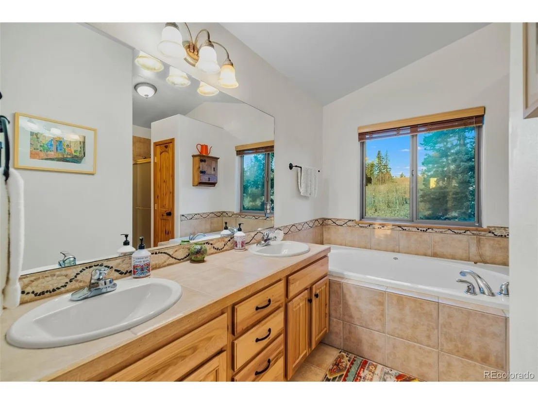 Photo of 48 Teton Trl