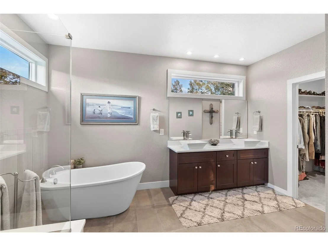 Photo of 165 Silver Spur Way