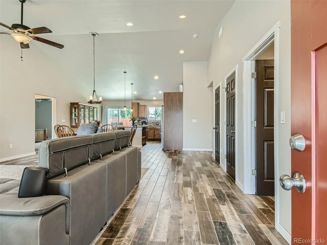 Photo of 416 Clover Ct