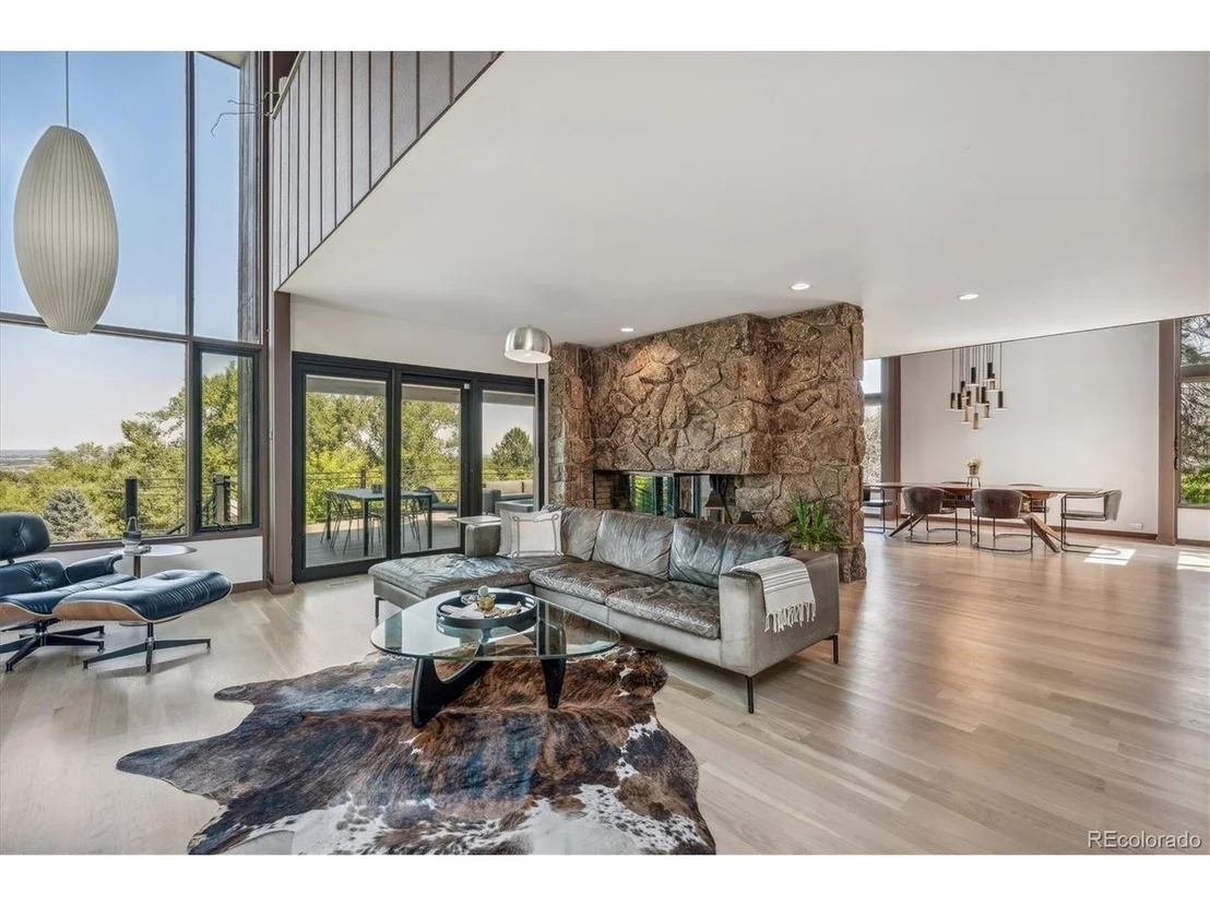 Photo of 14495 Foothill Rd