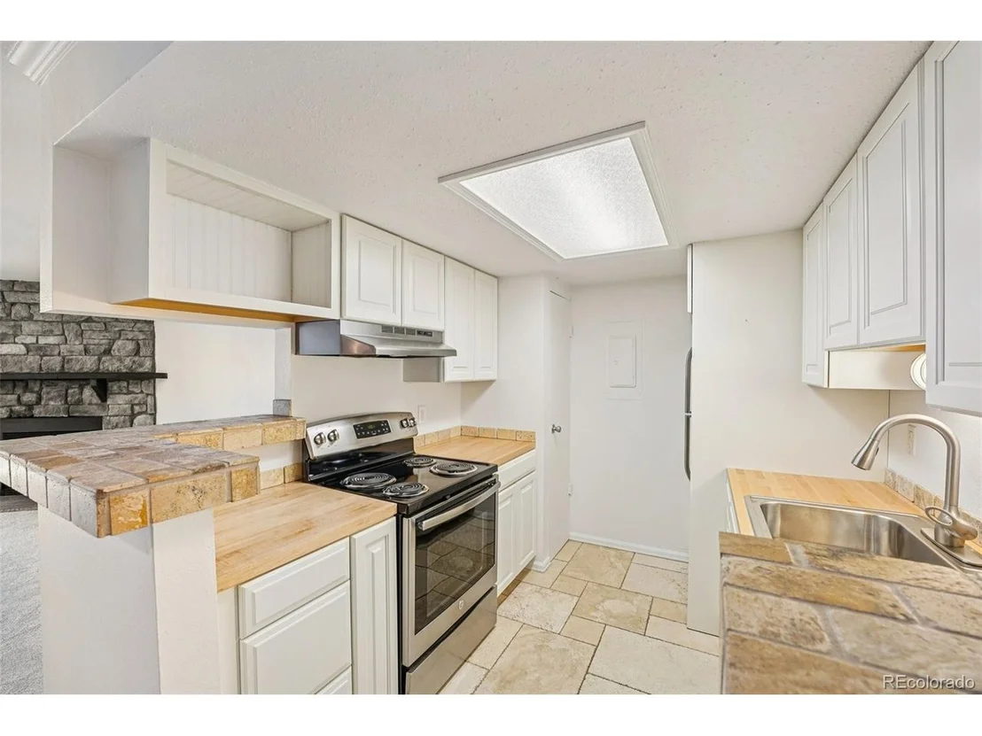 Photo of Unit 2103 at 8335 Fairmount Dr