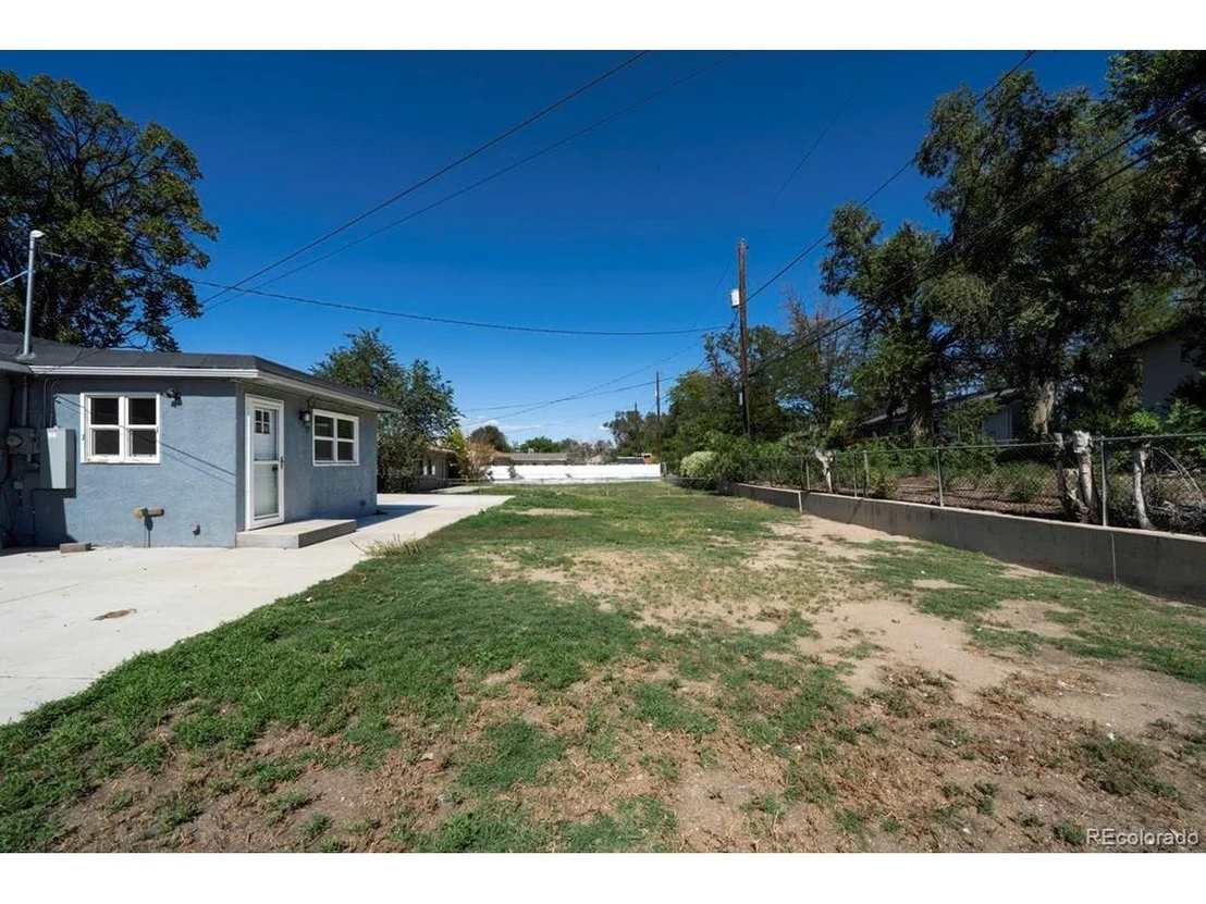 Photo of 1614 Alexander Cir
