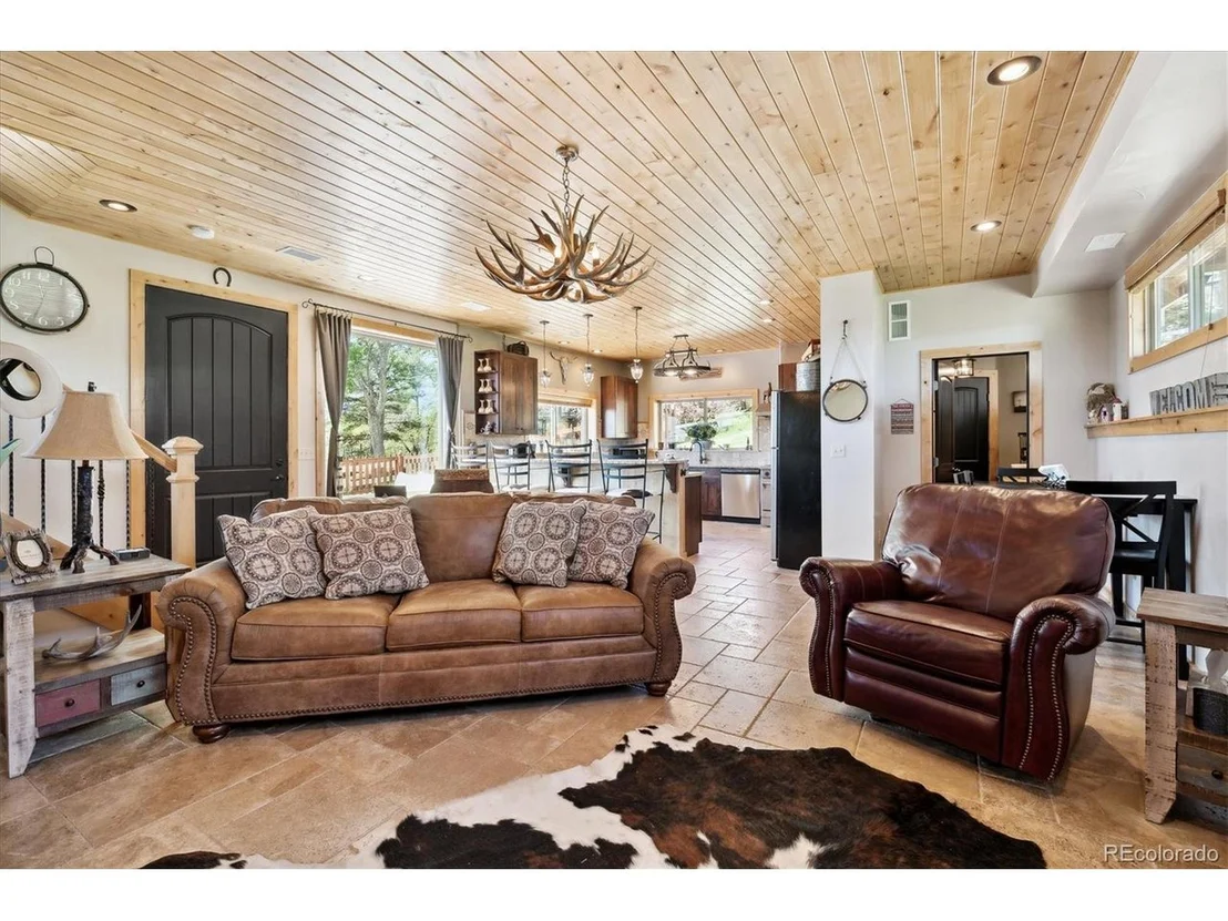 Photo of 128 Dekker Dr