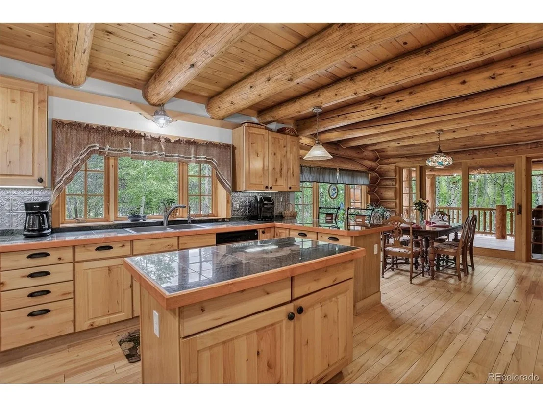 Photo of 261 Pine Dr