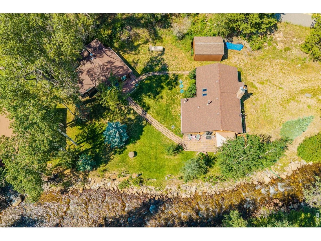Photo of 259 Riverside Dr