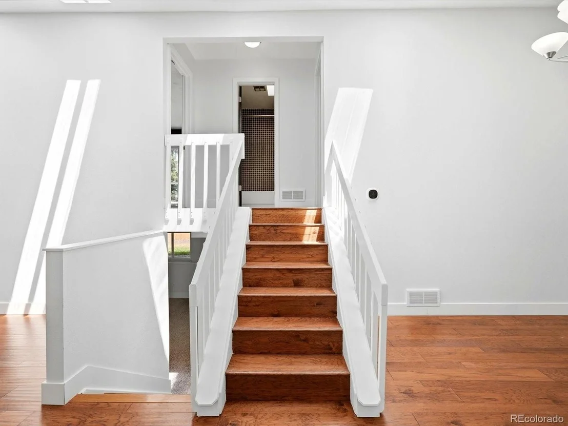 Photo of 6691 Deframe Ct