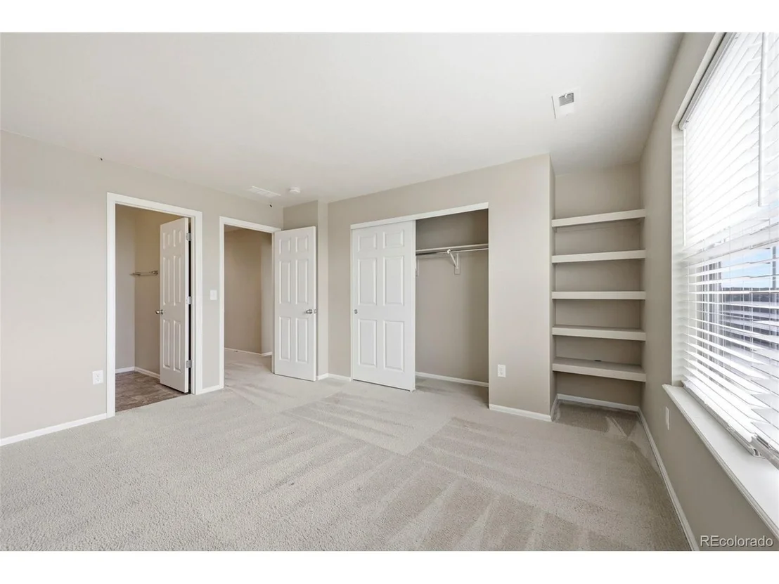 Photo of 42007 Westchester Cir