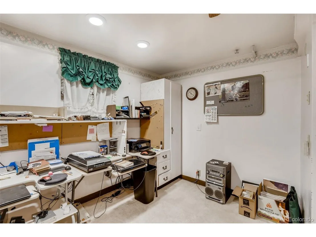 Photo of 1 Yates St