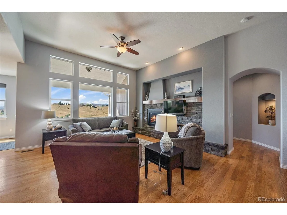 Photo of 8412 Quaker Cir