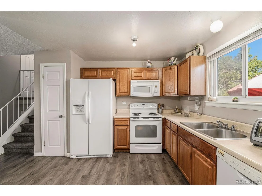 Photo of 15121 Mitchell Pl