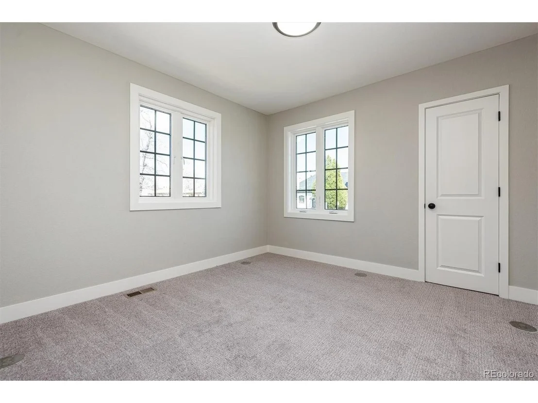 Photo of 3343 Lowell Blvd