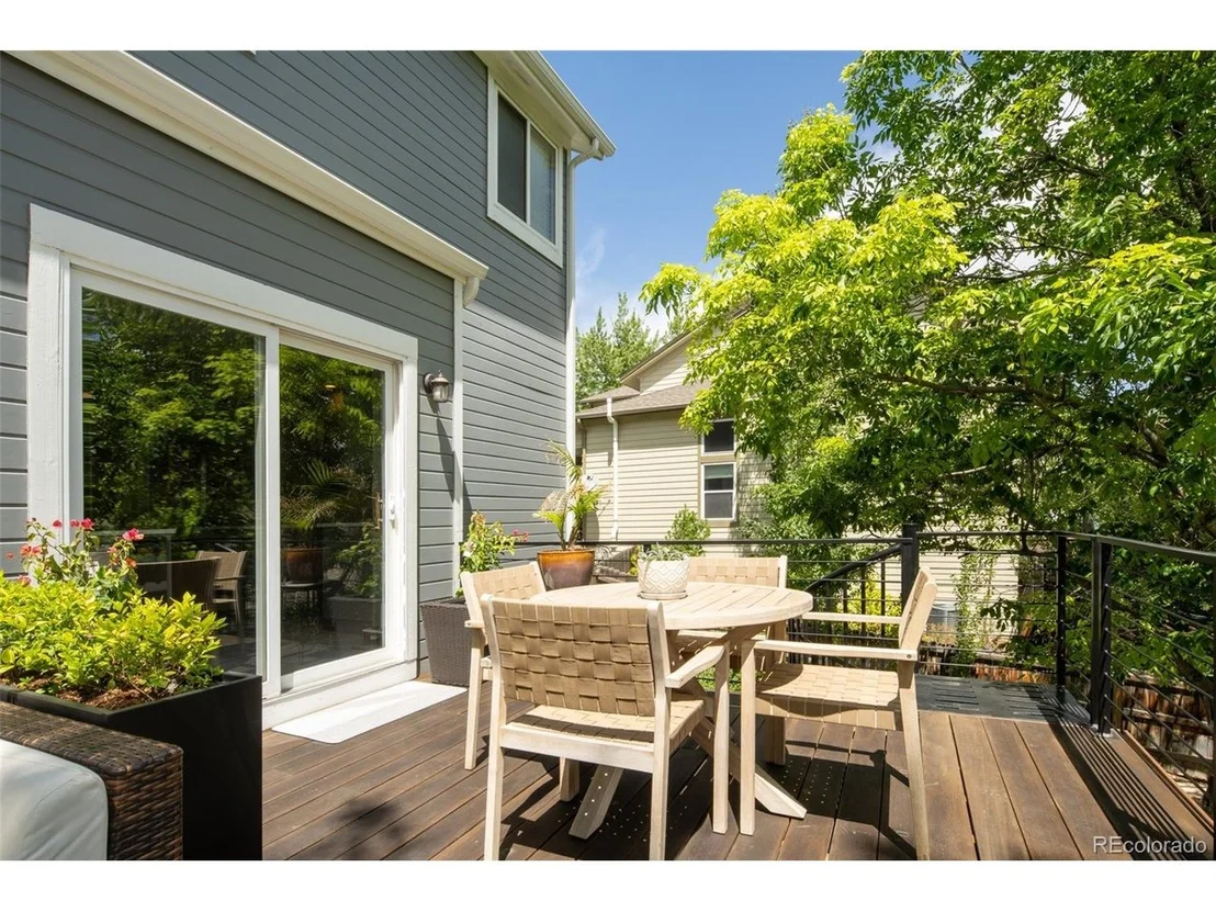 Photo of 323 White Ash Dr