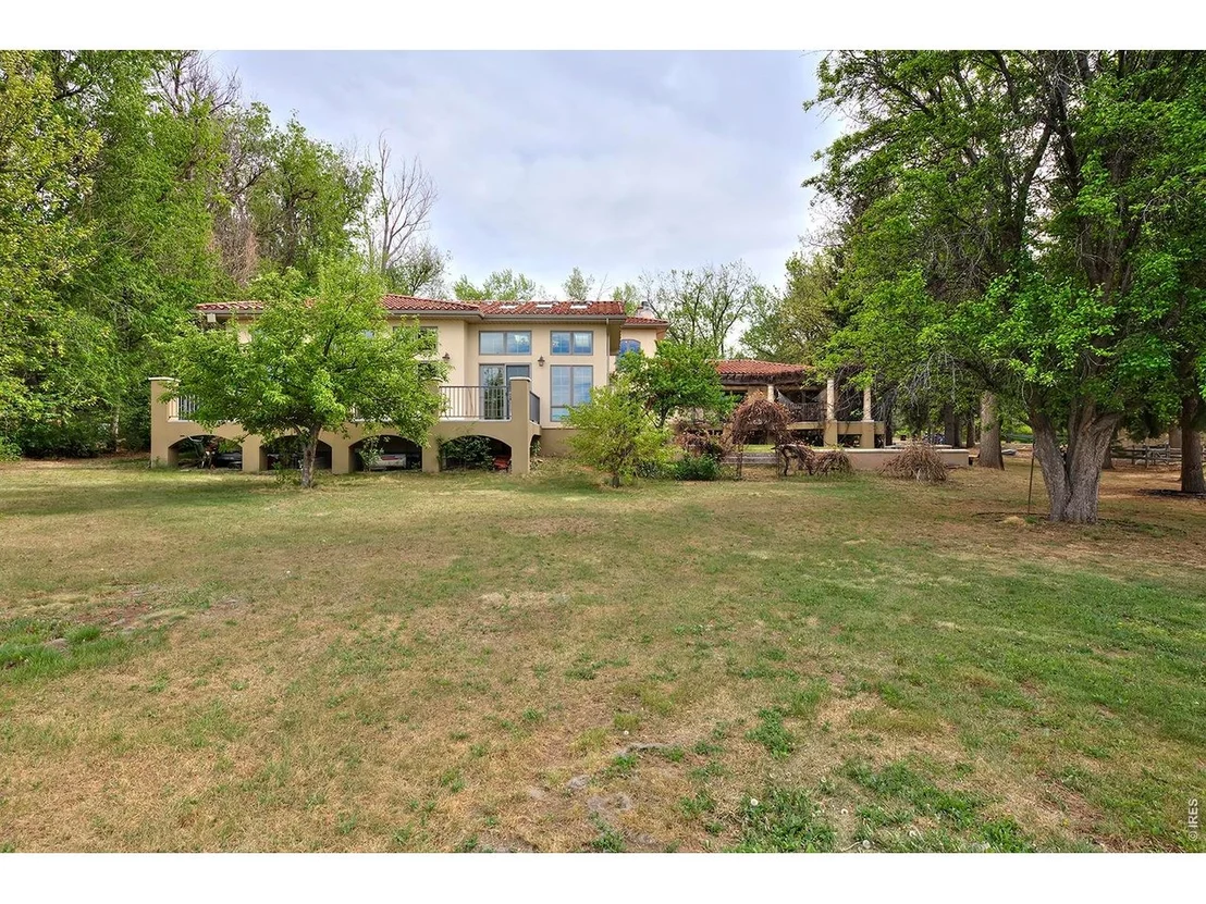 Photo of 7701 Brockway Dr