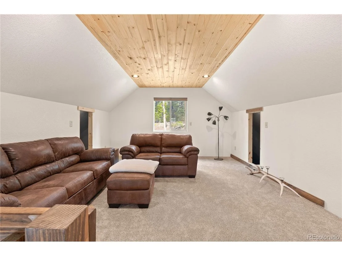 Photo of 64 Bourbons Way