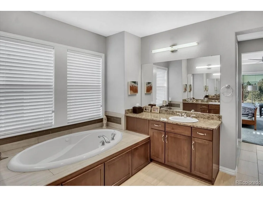 Photo of 288 Maplehurst Pt