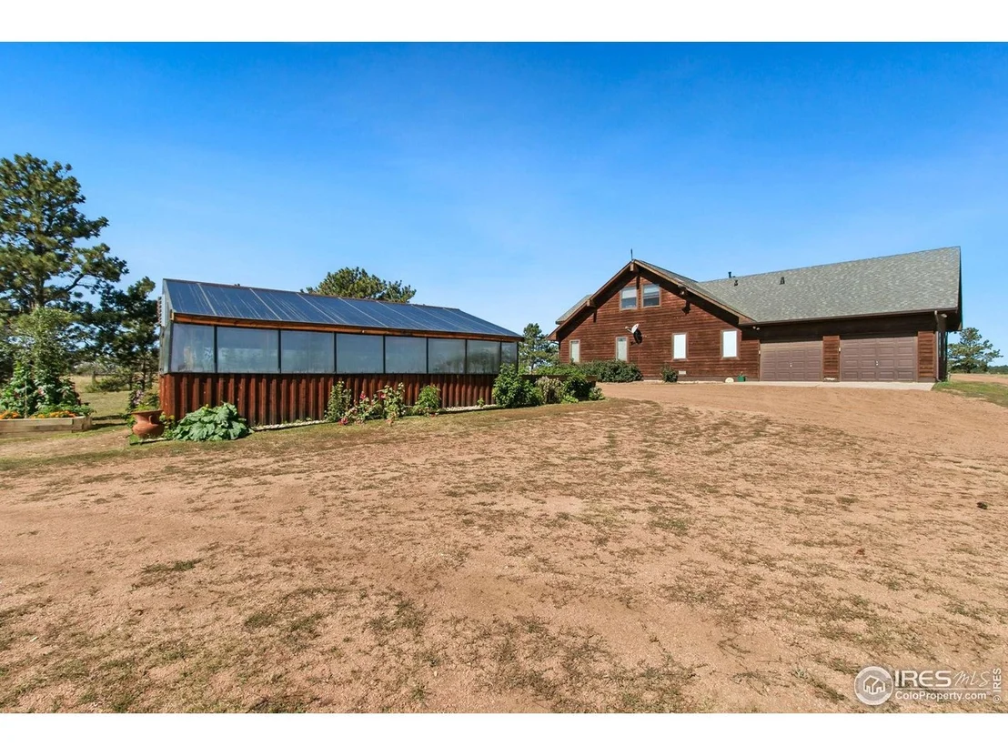 Photo of 9512 Red Mountain Rd