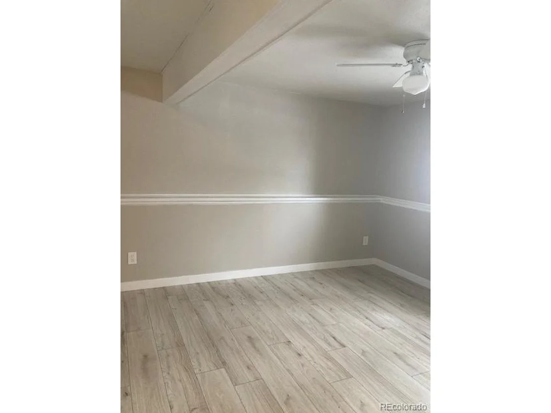 Photo of 102 3rd St