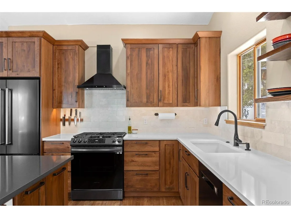 Photo of 9239 Black Mountain Dr