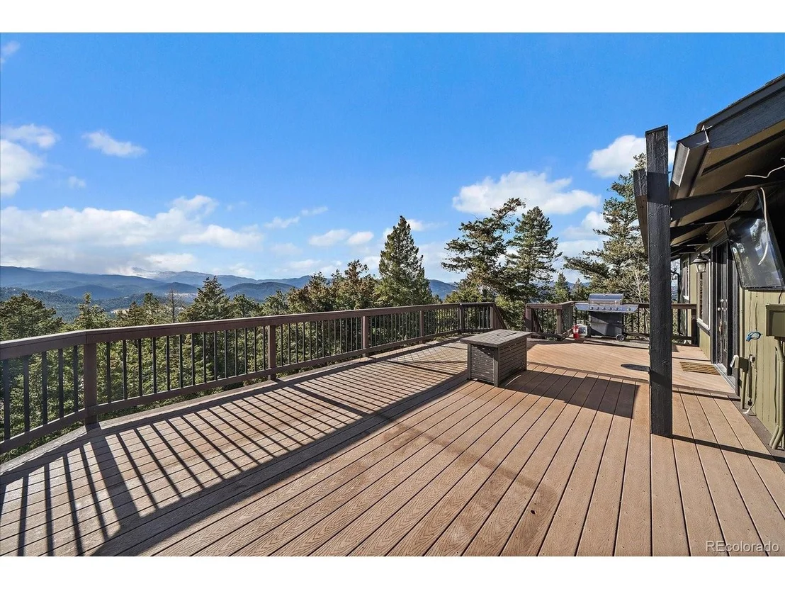 Photo of 26792 Hilltop Rd