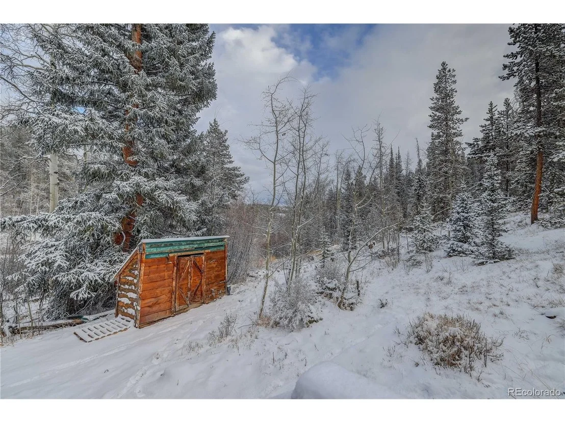 Photo of 2222 Lions Lane