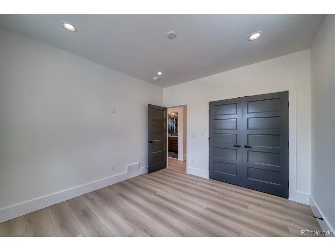 Photo of 10339 Outpost Ln