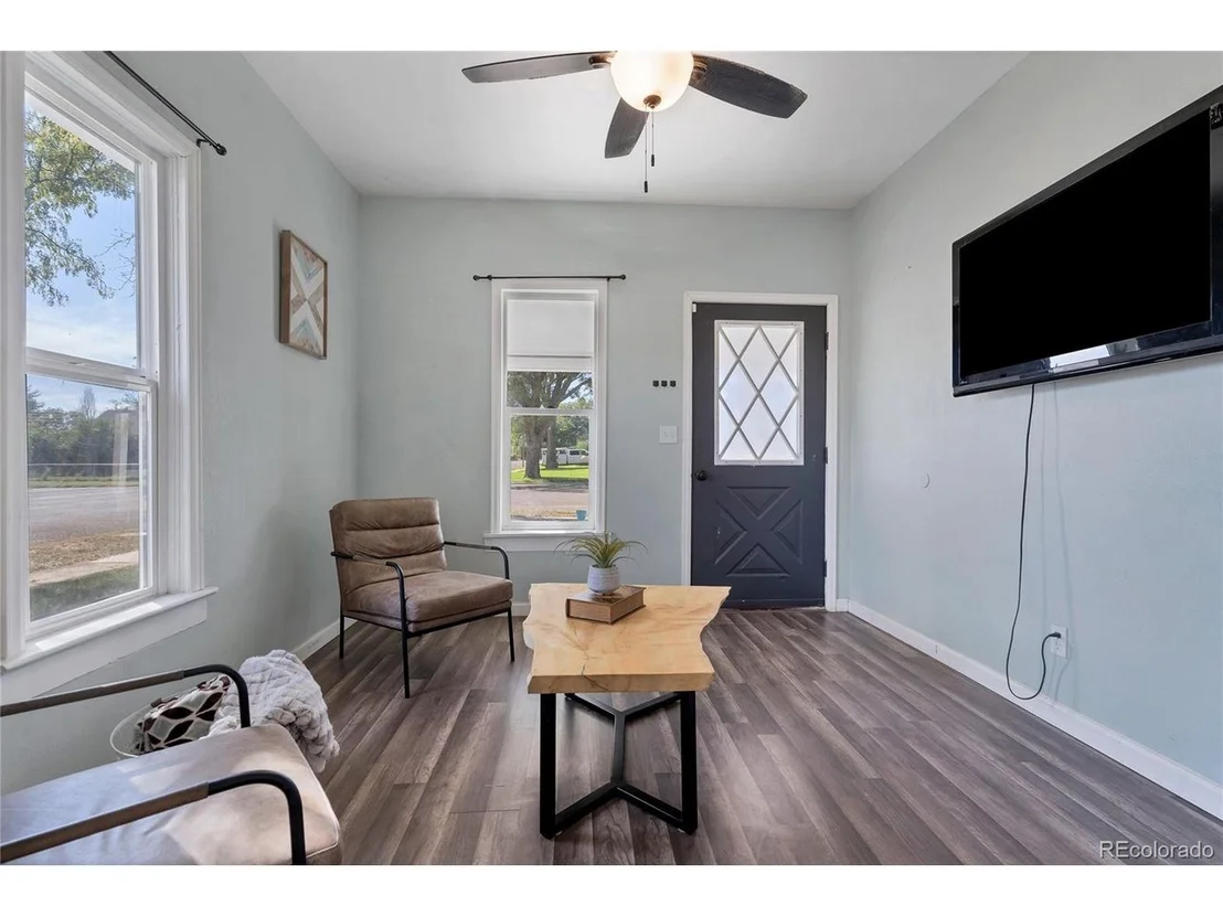 Photo of 402 Bent Ave