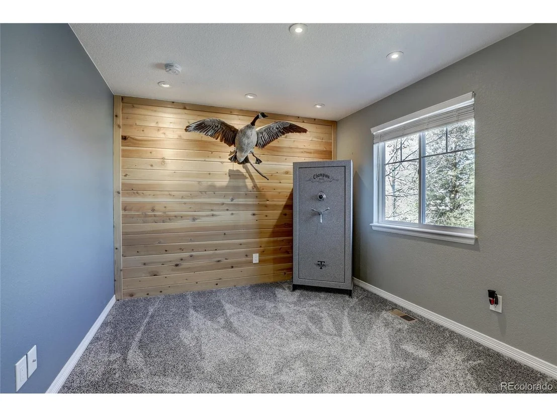 Photo of 7965 Liley Ct