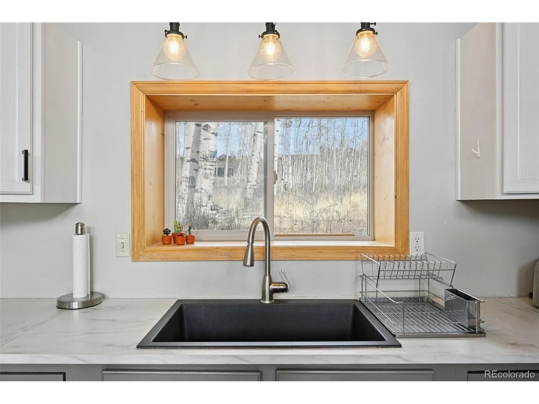 Photo of 1499 Sheep Ridge Rd