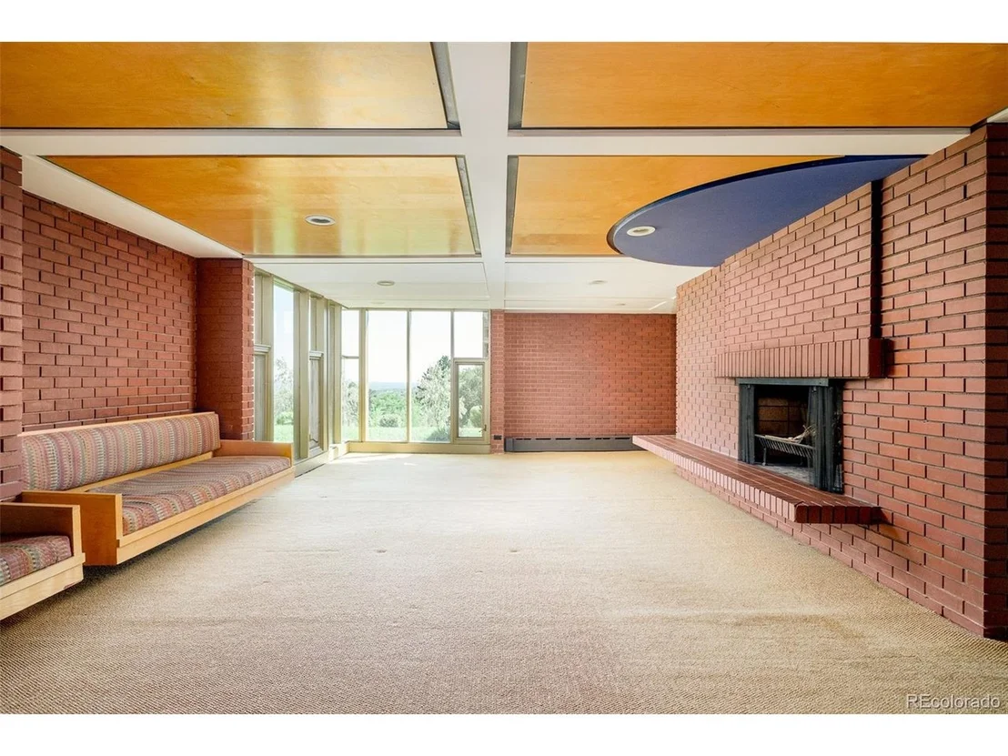 Photo of 14596 Foothill Rd