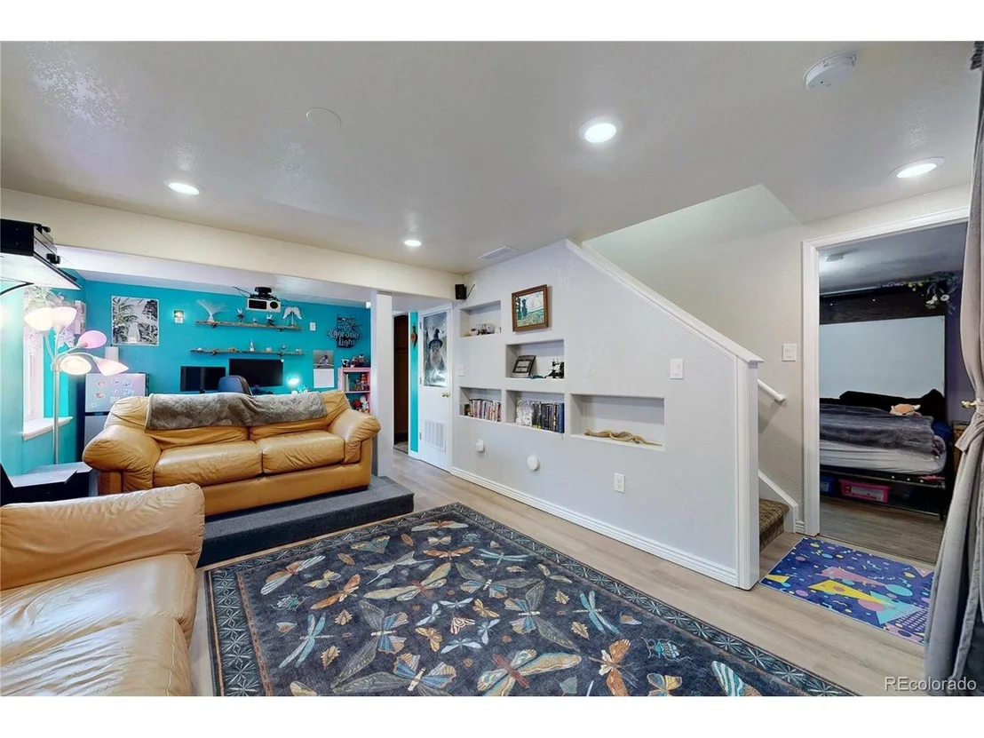 Photo of 3173 50th Ave