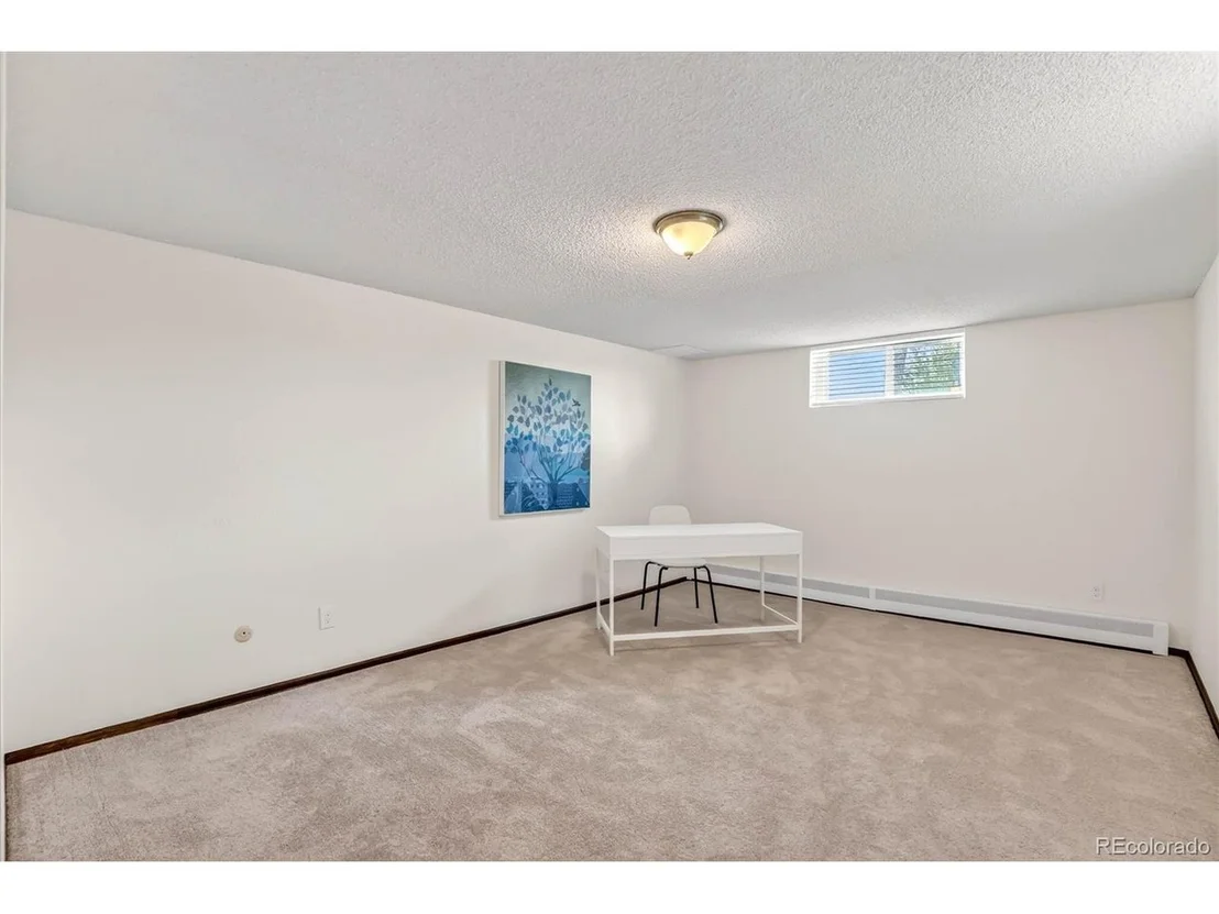 Photo of 243 Dawson Dr