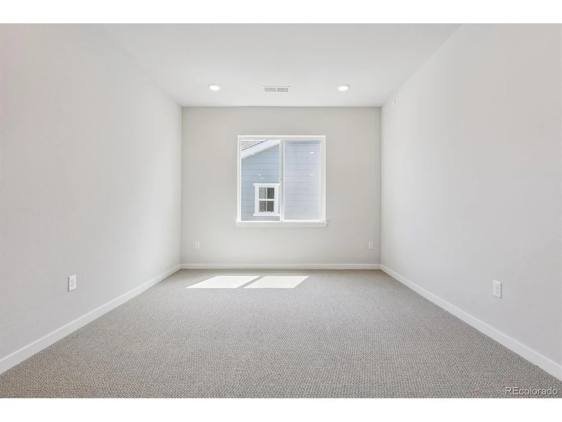 Photo of 2512 Lupton Ln