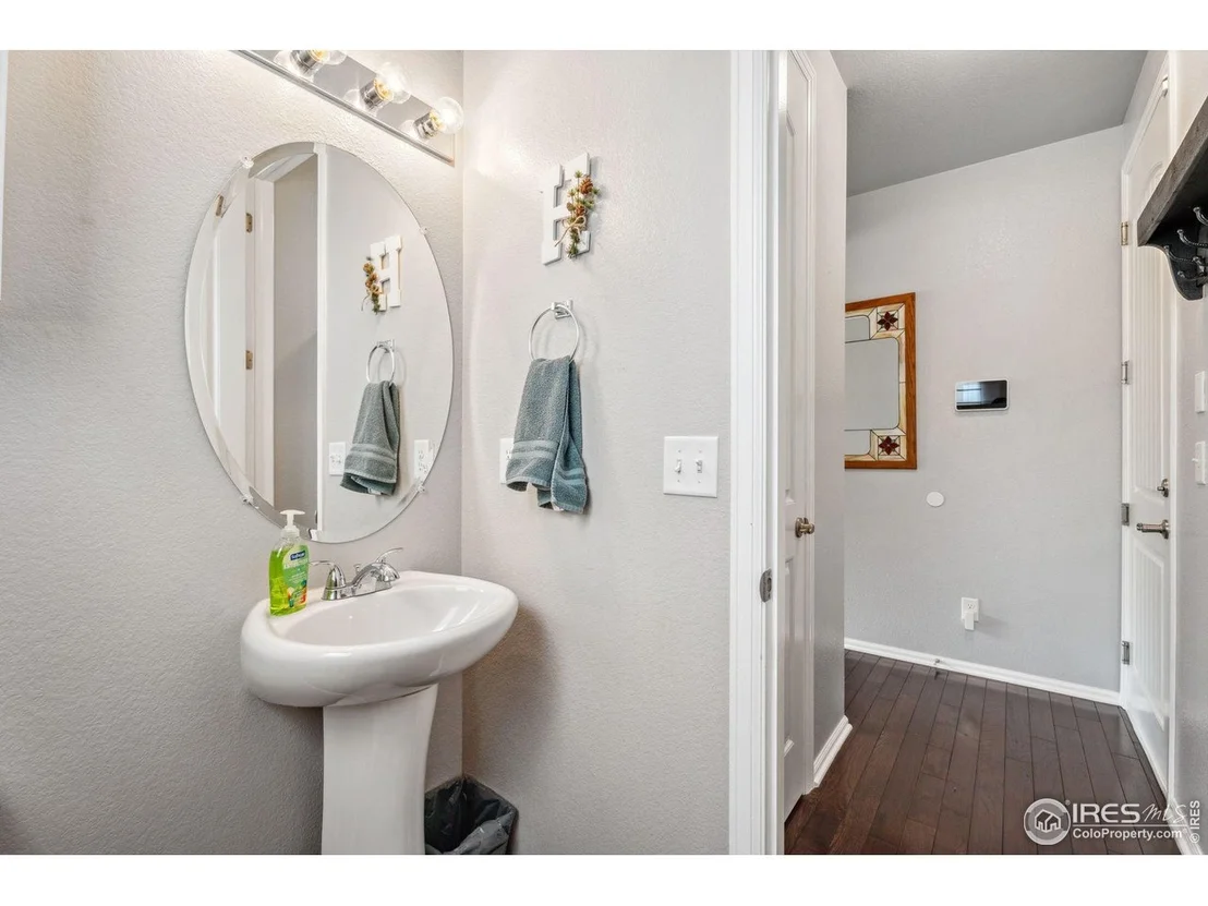 Photo of 10105 W 15th St