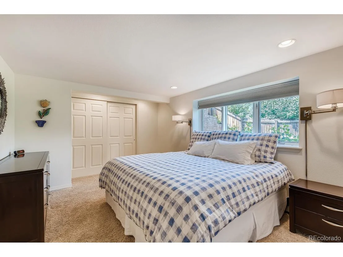 Photo of 2750 Howell Rd