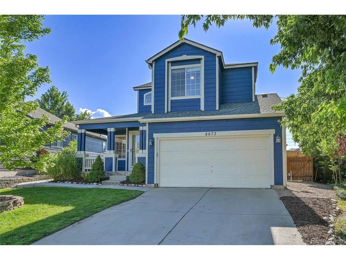 Photo of 8673 Cloverleaf Cir