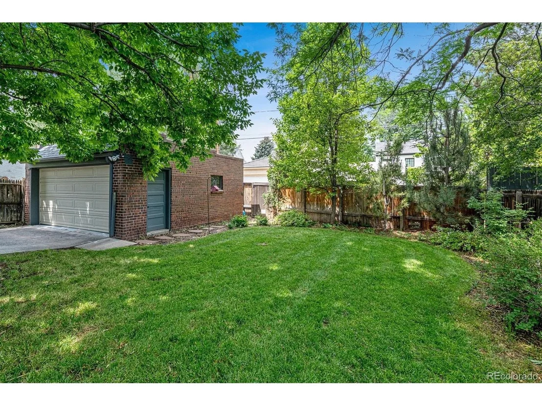 Photo of 651 Elm St