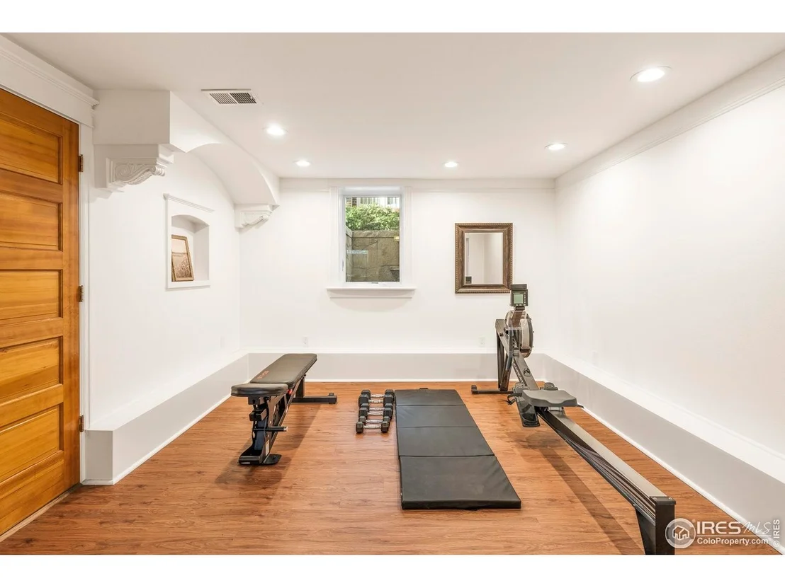 Photo of 745 Highland Ave