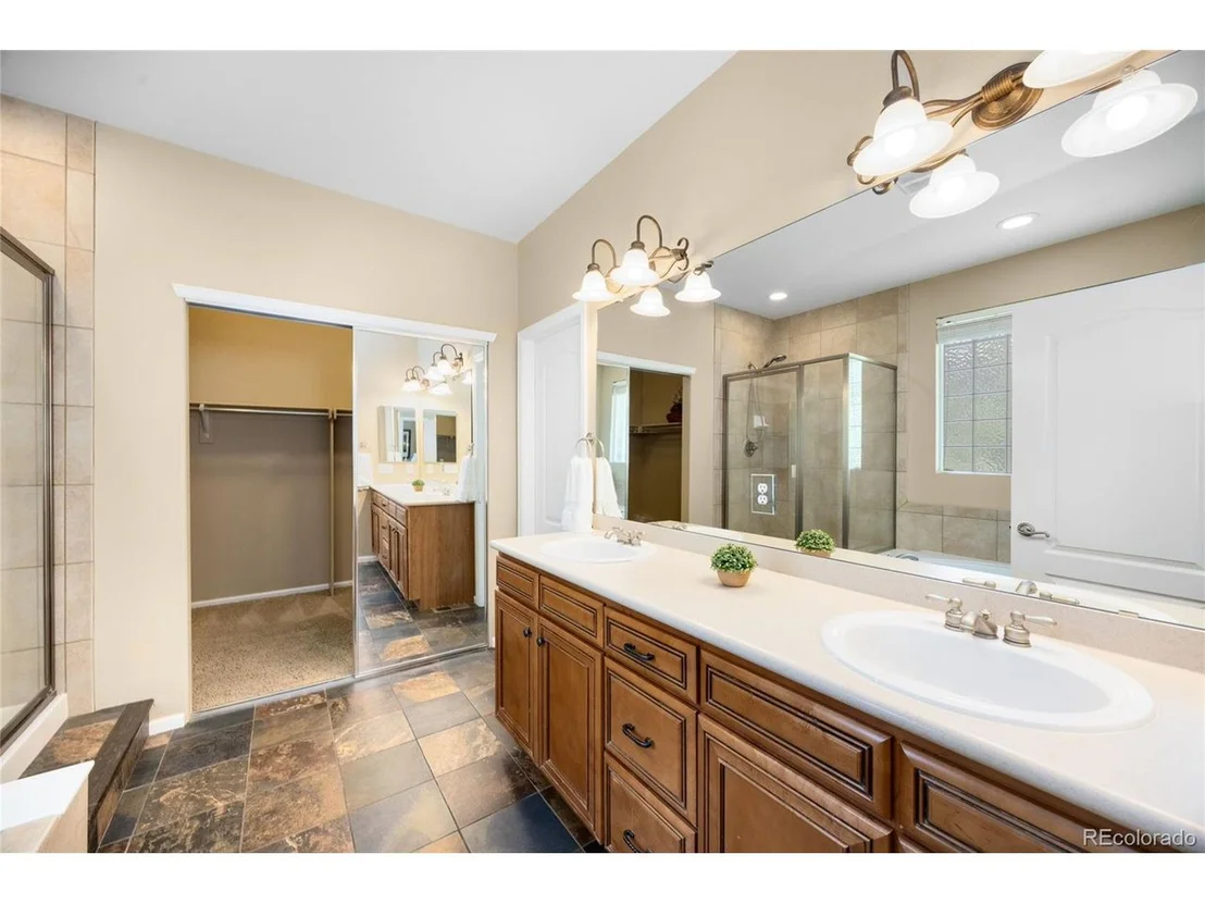 Photo of 6987 Esperanza Dr