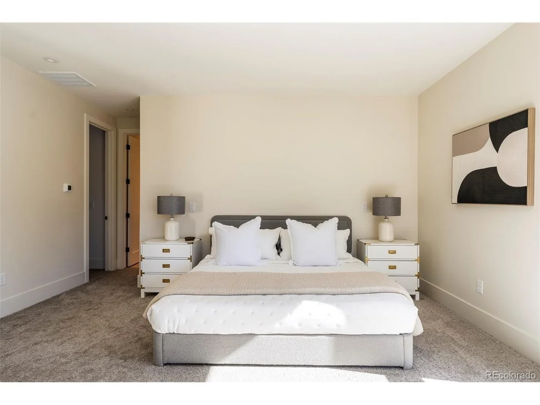 Photo of 4671 Highline Pl